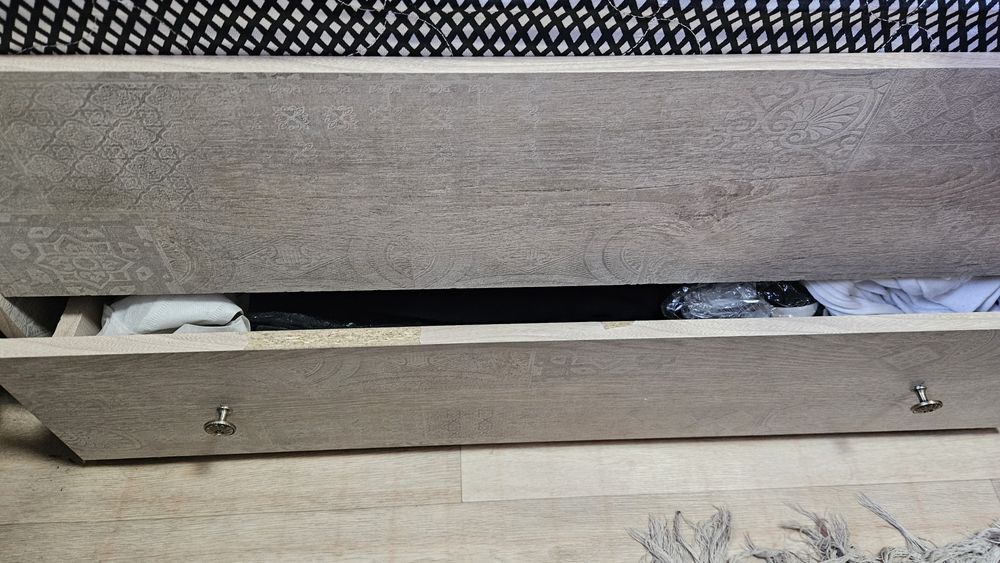 Продаю срочно, кровать 180×80