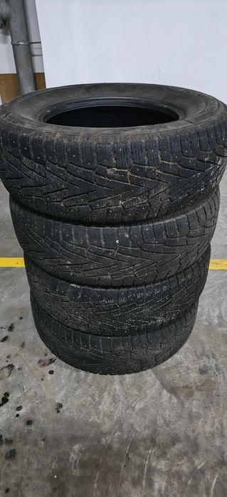 Продам шины R 17