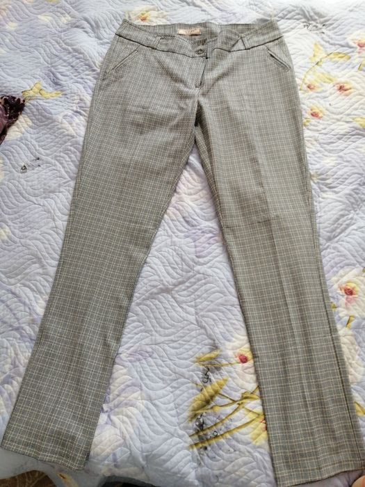 De vanzare pantaloni dama