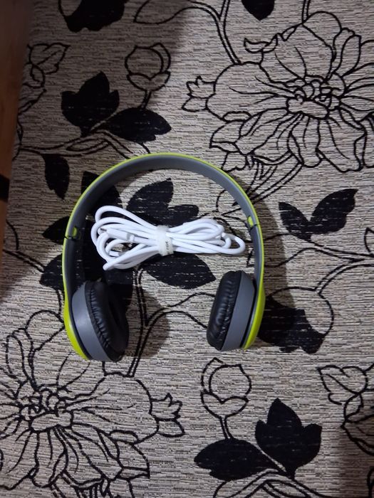 бзжични слушалки Р47