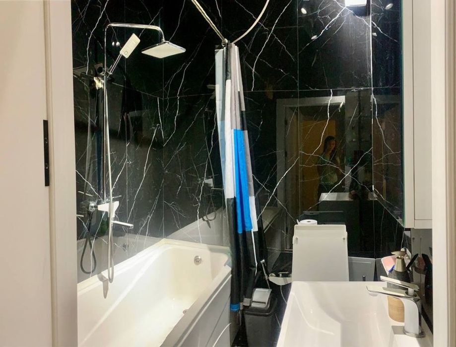 Аренда    дома  5 комнат ориентир Азербайджанский  центр