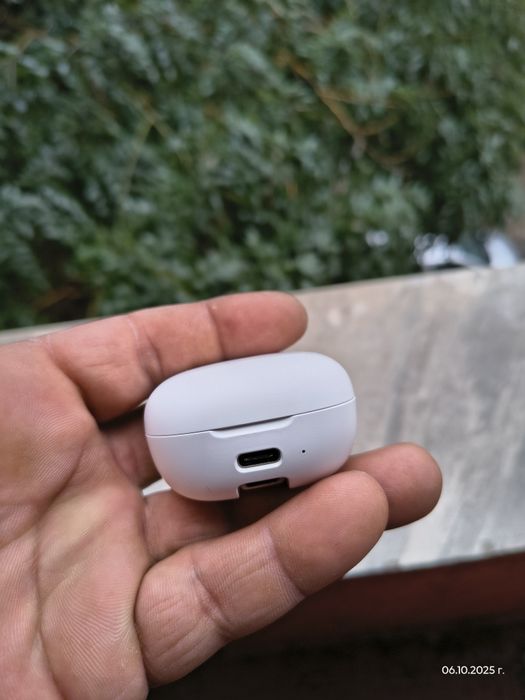 Безжични bluetooth слушалки moto buds