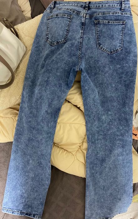 Продавам сини дънки