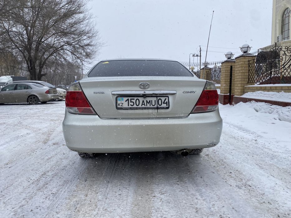 Тоиота камри 35