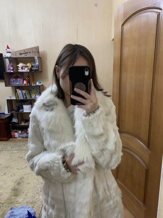 Продам натуральную шубу из лисы