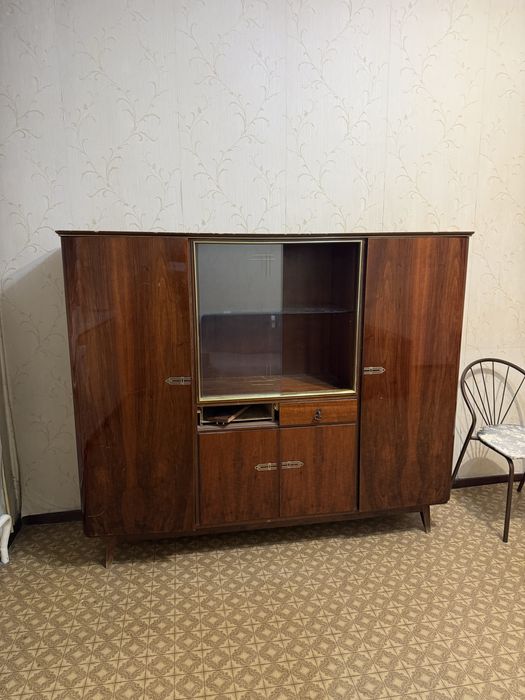 Сервант советский