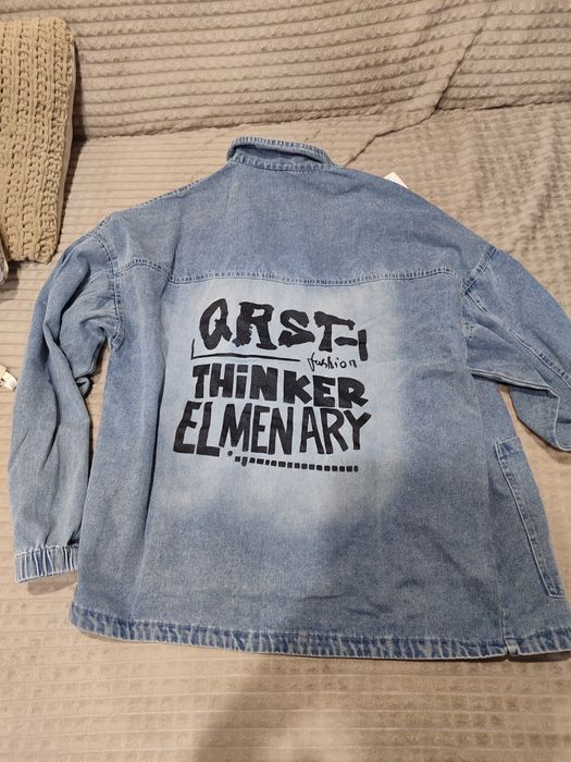 Джинсовая куртка