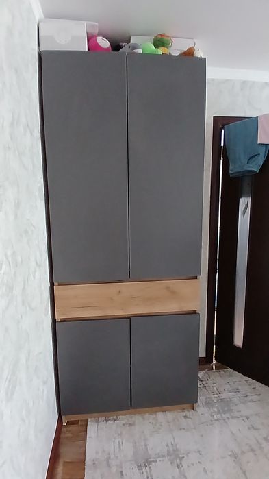 Шкаф продается в отличном состояние