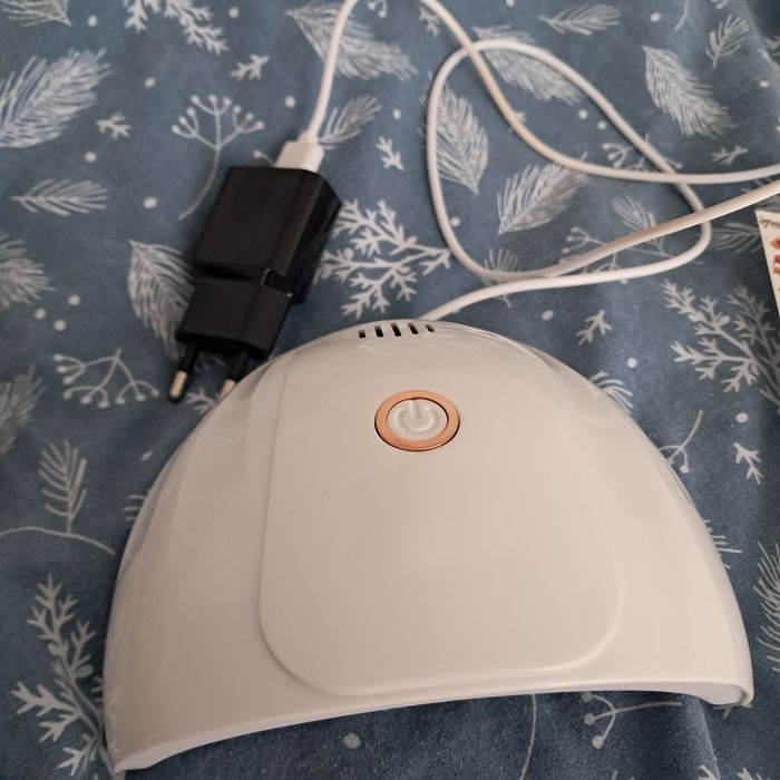 Kit manichiura semipermanenta