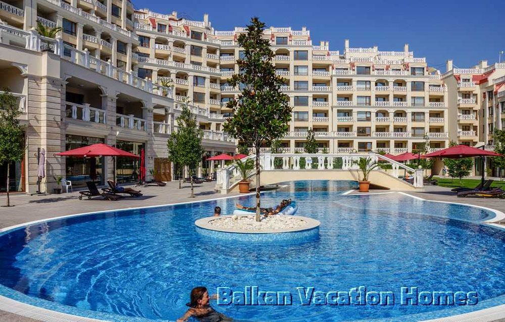 Тристаен апартамент с морска гледка във Varna Southbay Residence