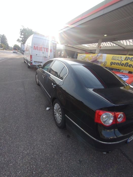 De vânzare Pasat B6