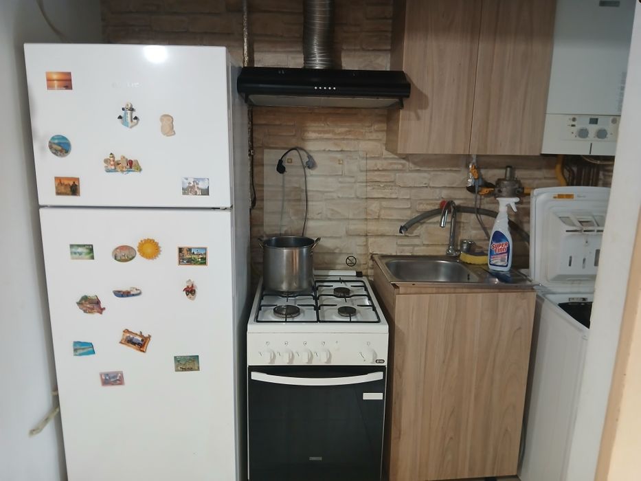 Garsoniera de închiriat