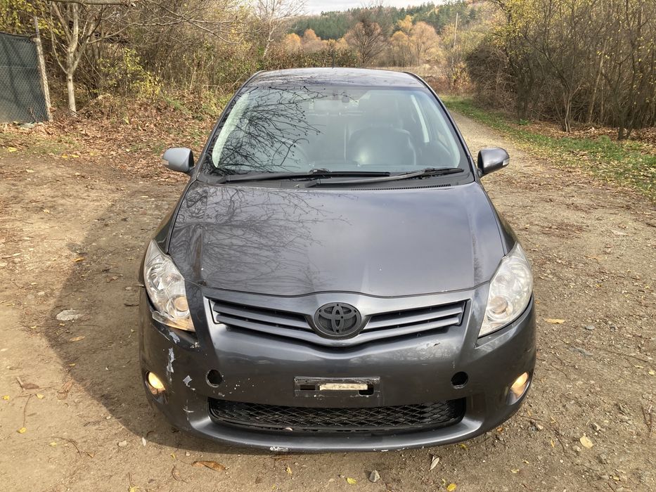 Тойота Аурис//Toyota Auris 1.6vvti 132кс// 2010-2012г //НА ЧАСТИ