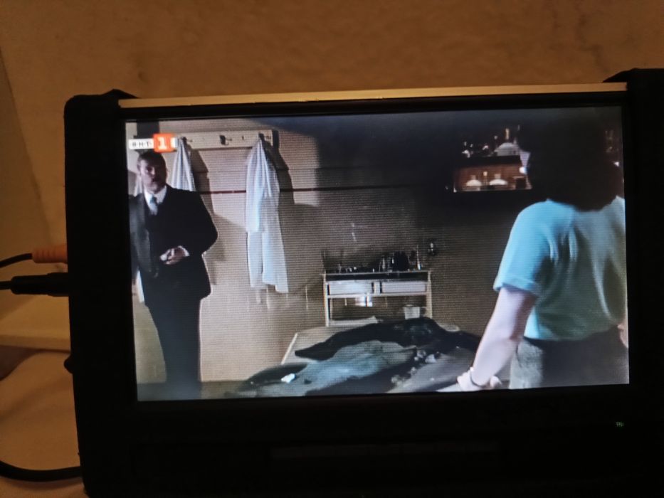 Телевизор на 12 V с дистанционно