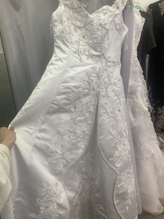 Свадебные платья