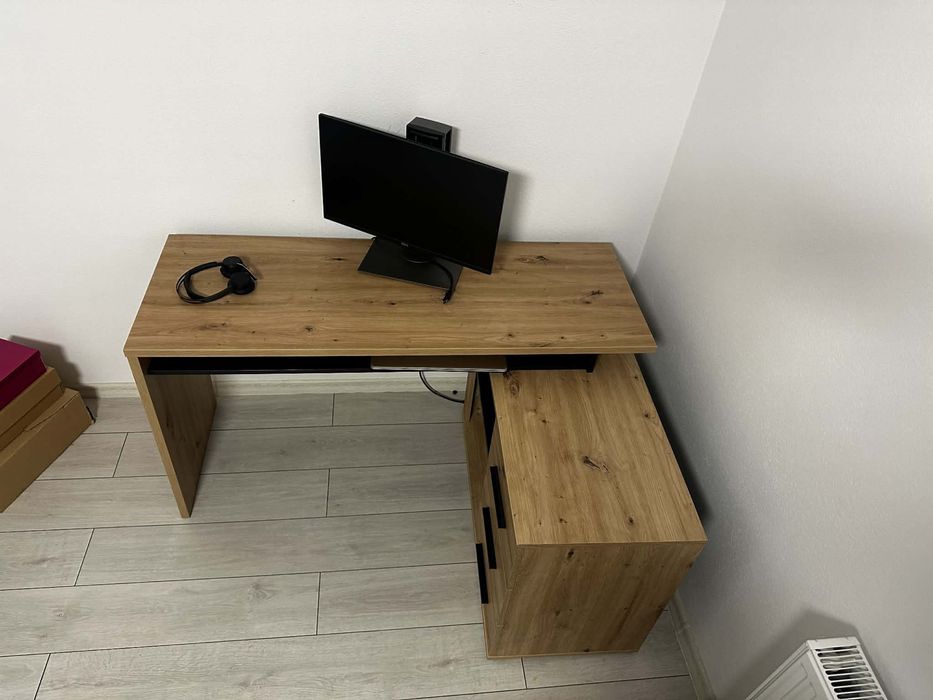 Birou pentru calculator stare ca si nou