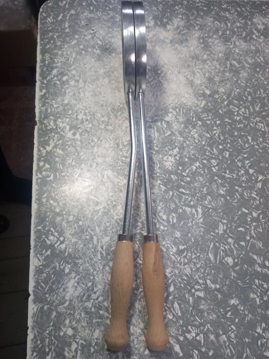 Presă pentru sărățele 13 cm Ofertă 85 lei