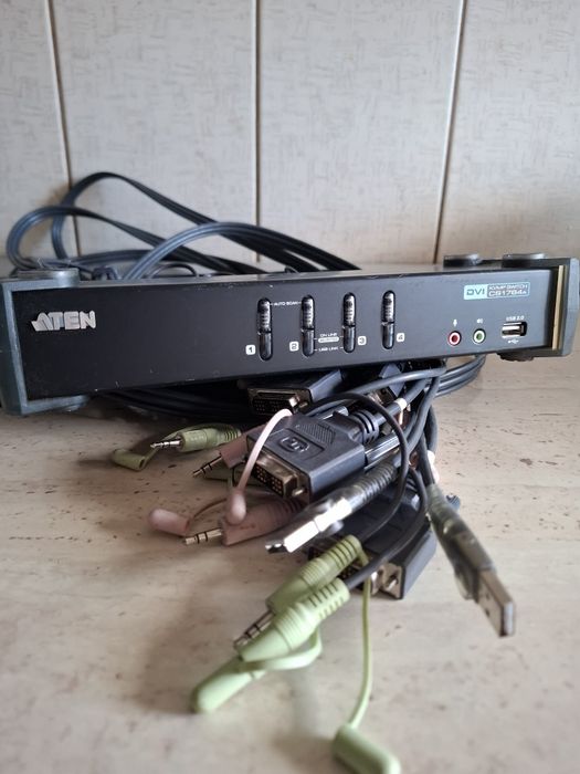 Switch ATEN KVMP, USB, DVI, Audio, 4 porturi