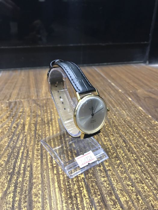 POLJOT ssr soati sotiladi