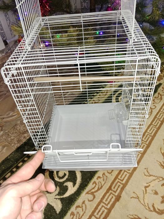 Продам клетку для попугаев
