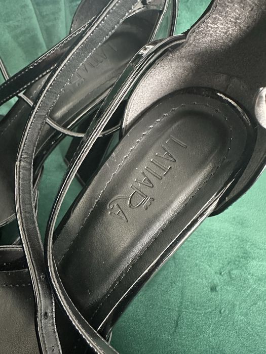 Нови дамски обувки