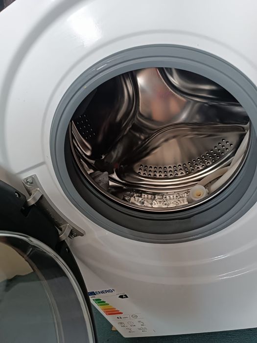 Продам стиральную машинку