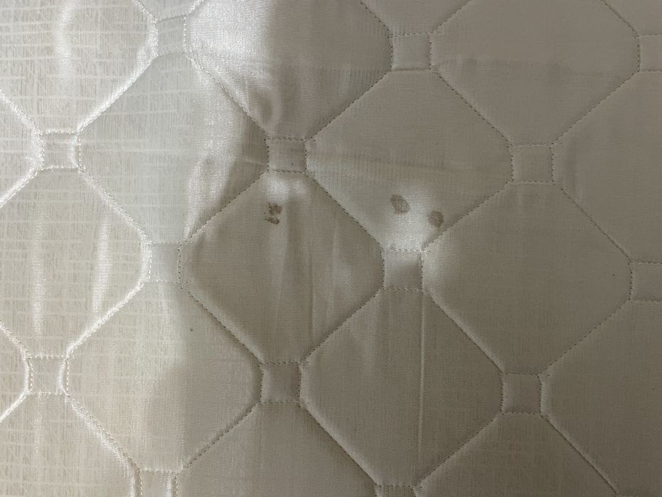 Кровать с матрасом