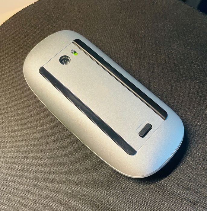 Apple Magic Mouse 1 (в идеале)