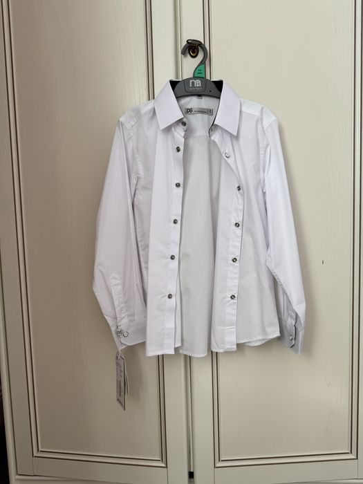 Новая школьная рубашка