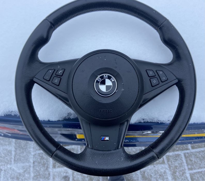 Volan M piele originala Bmw E60 E61 cu buton start 2005-2010