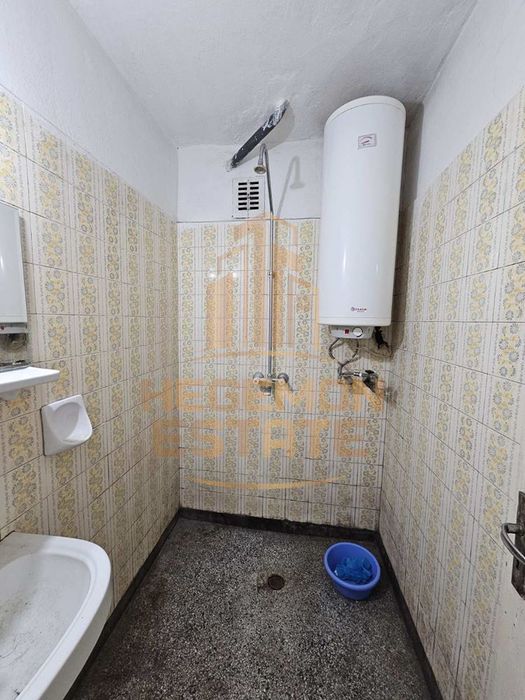 Продава се Четиристаен апартамент в Варна, Нептун - 120 кв.м за 1717 €/кв.м - Снимка #11