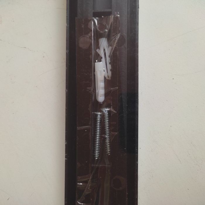 Кухонный магнит для ножей