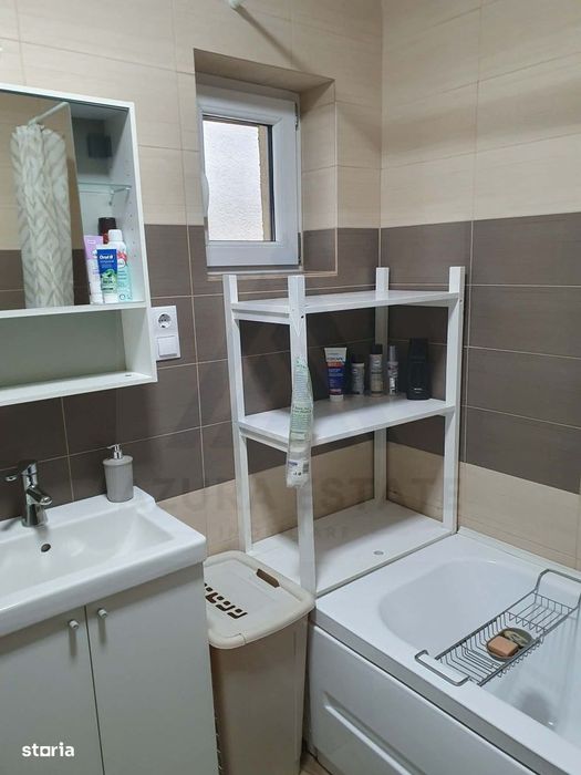 Apartament 76 mp utili 2 bai bucatarie inchisa si pod in Arhitectilor