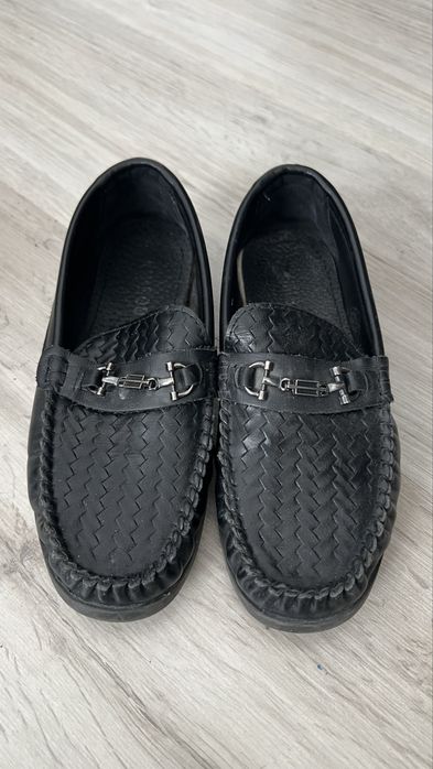 Школьная обувь для мальчика и девочки