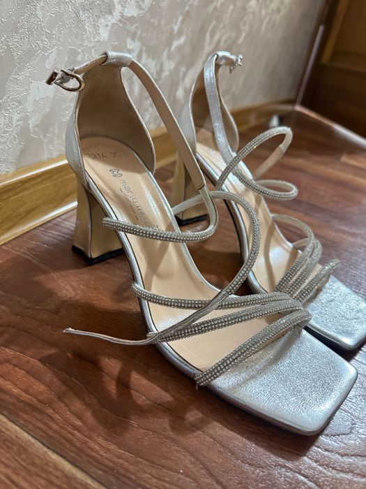 Продам туфли в хорошем состоянии