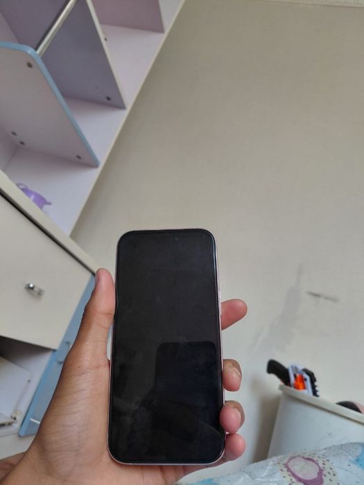 iPhone 15 128GB 79%