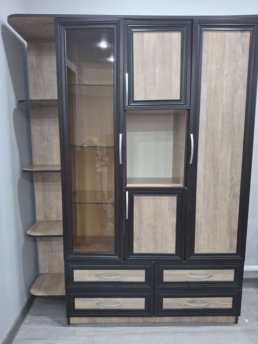 Шкаф для кухни и зала