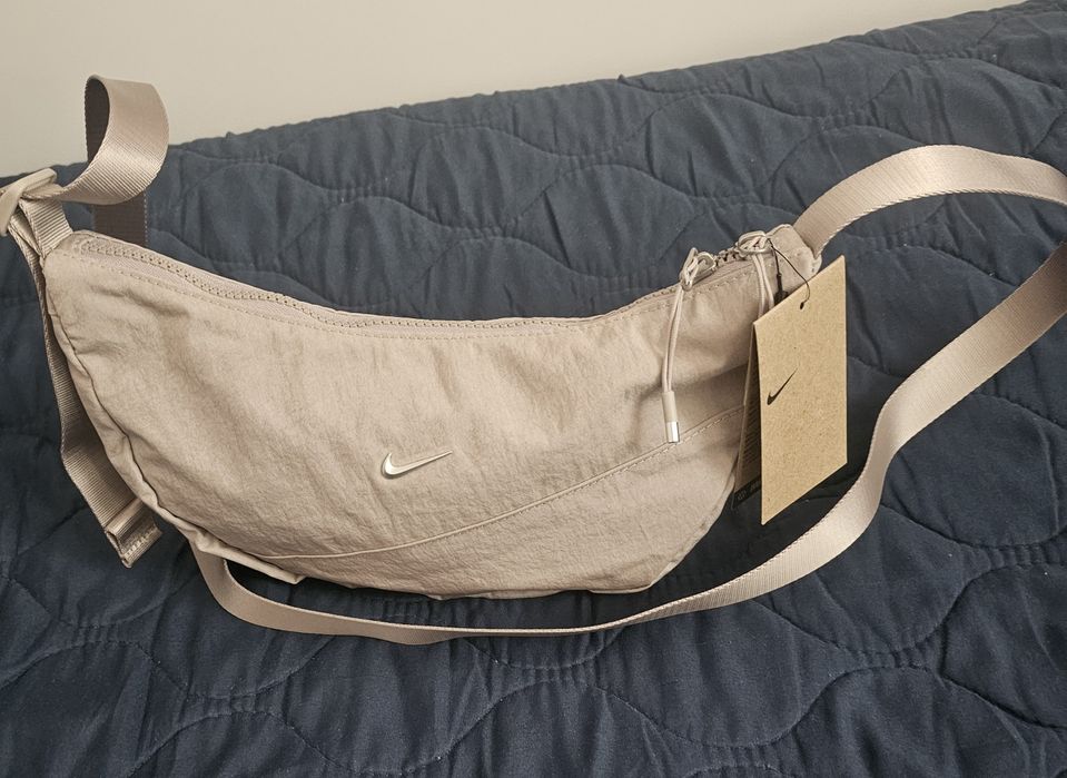 Чанта през рамо Nike