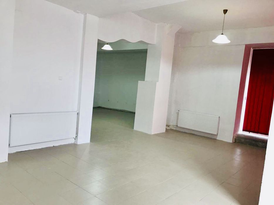 Spatiu comercial 200 mp, De inchiriat