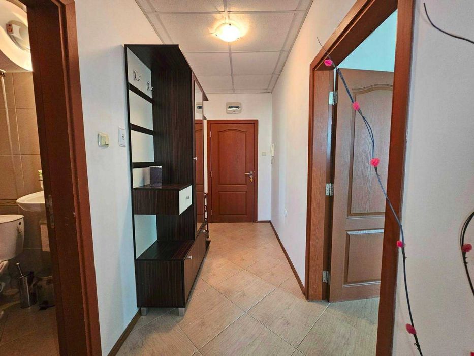 Продава се Тристаен апартамент в к.к. Слънчев бряг - 77 кв.м за 586 €/кв.м - Снимка #20