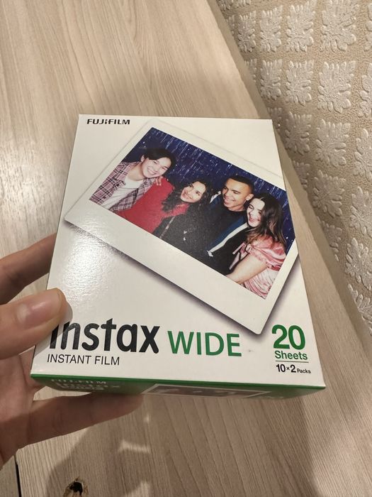 Фотопленка на фотоаппарат instax