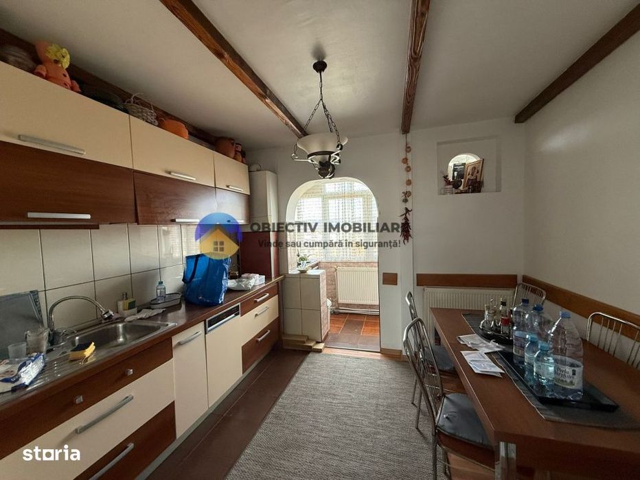 Apartament 3 camere de vânzare , 72,97 mp ,Dărmănești