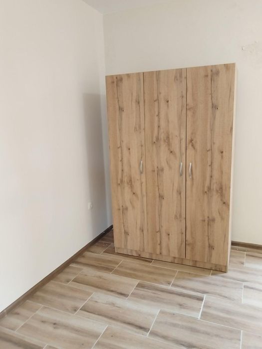 Дава се под наем Тристаен апартамент в Пловдив, Остромила - 100 кв.м за 500 € - Снимка #6