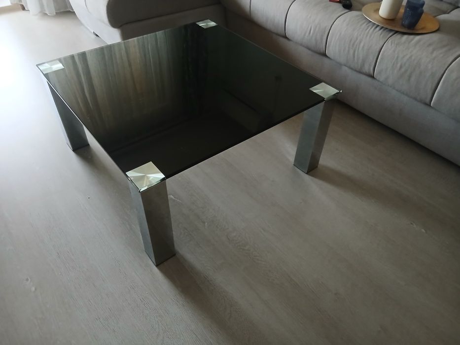 Covoare +masuta  sticla cafea