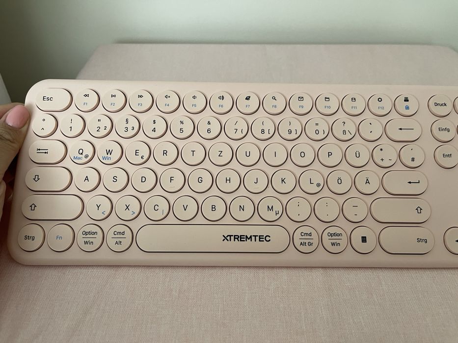 Tastatura roz XTREMTEC