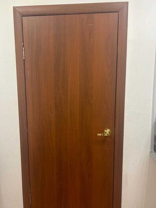 Продаются б/у межкомнатные двери