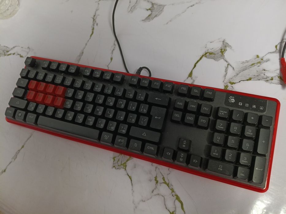 Продаю клавиатуру A4Tech Bloody B2278