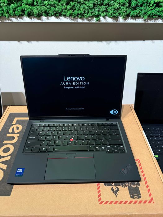 Laptop Lenovo X1 Carbon Gen 13 2.8K OLED Ultra 7 258V 32GB Ram 1TB SSD