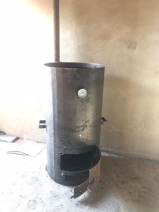 Продам коптильню.Новая