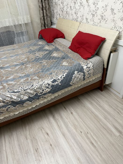 Продам спальний гарнитур хорошего качества